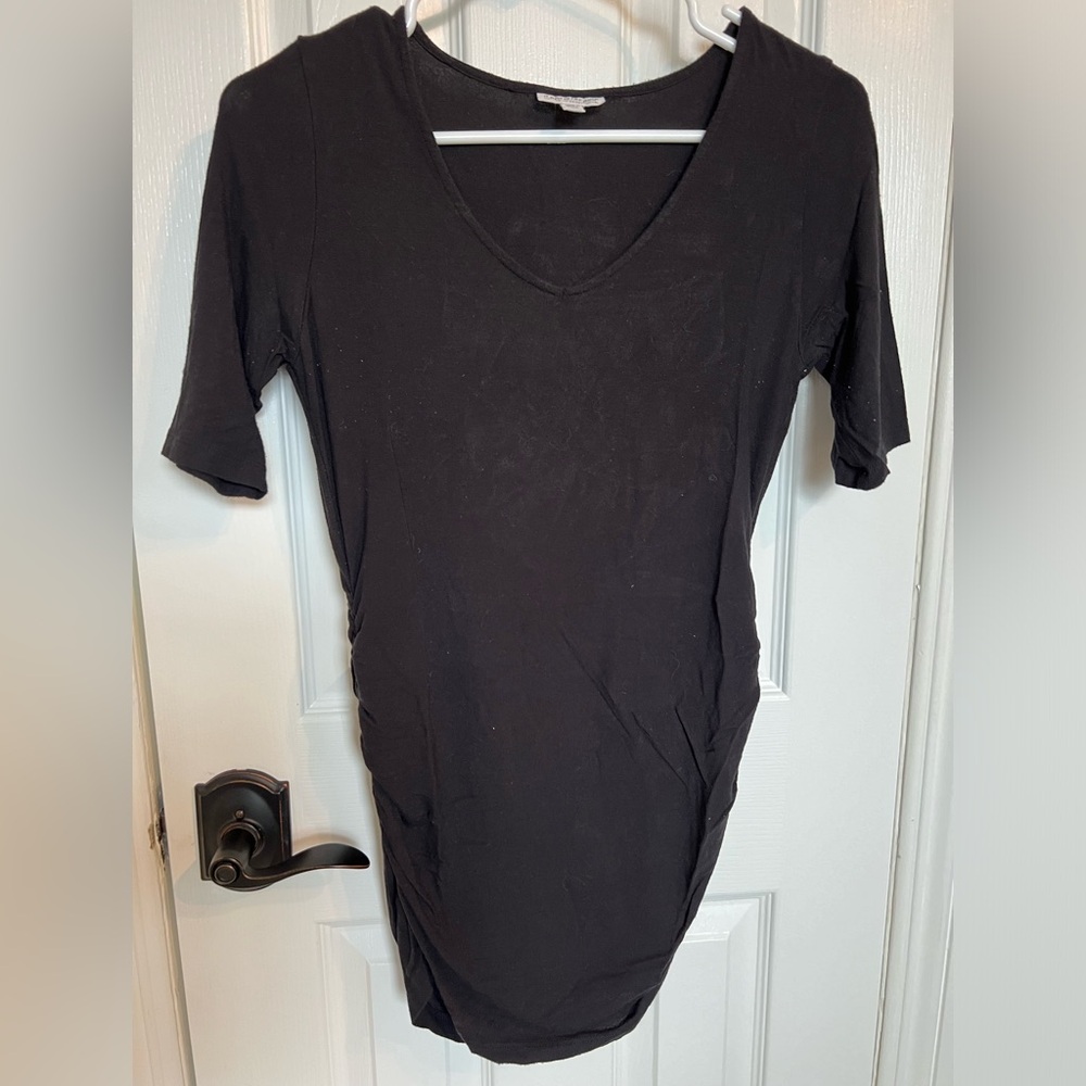 A Pea in the Pod maternity shirt